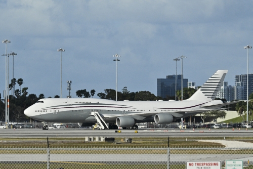 White House defends Qatari Air Force One ‘donation’