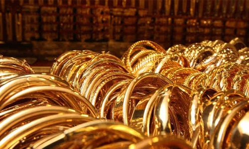 Gold worth BD 10,000 robbed