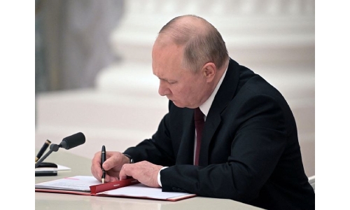 UAE and Russia discuss Ukraine crisis, energy market UAE and Russia discuss Ukraine crisis, energy market