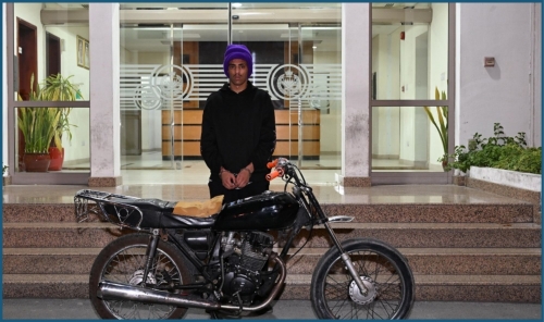 Masked 17-Year-Old Held for Damaging Vehicle Masked 17-Year-Old Held for Damaging Vehicle