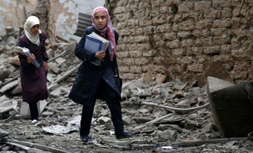 At least 19 civilians dead in Syria raids near Iraq border