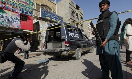 Pakistani Taliban claim killing of minority minister