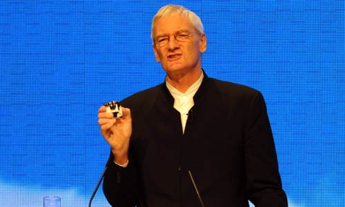 Dyson to make electric cars by 2020
