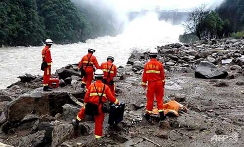 41 workers missing after China landslide 41 workers missing after China landslide