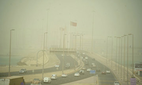 Hot dusty weather in Bahrain 