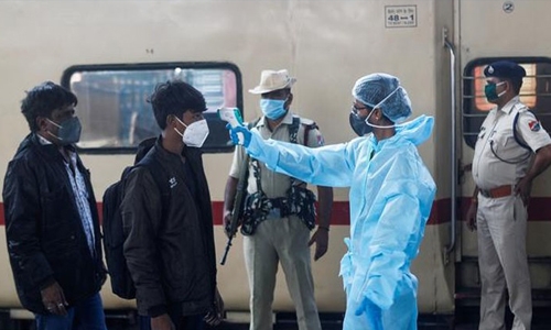 India hits 10 million coronavirus cases but pace slows India hits 10 million coronavirus cases but pace slows