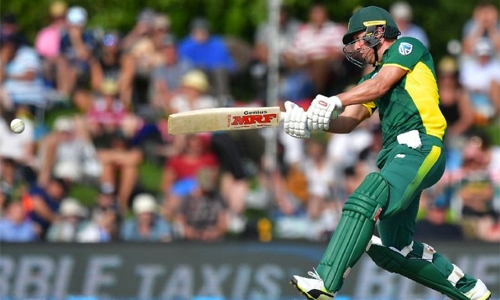 De Villiers' record sets up thumping win over New Zealand