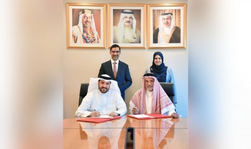 Municipalities and Agriculture Ministry Allocates Six Agricultural Plots to Bahraini Farmers 