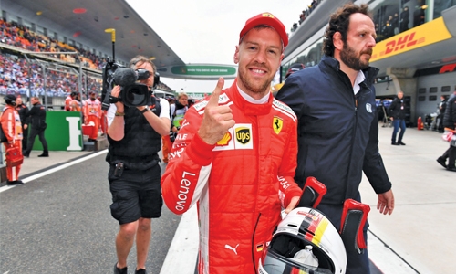 Vettel on pole as Hamilton struggles Vettel on pole as Hamilton struggles