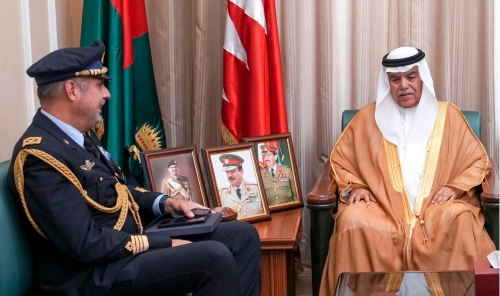 Defence Minister Bids Farewell to Italian Military Attaché Defence Minister Bids Farewell to Italian Military Attaché