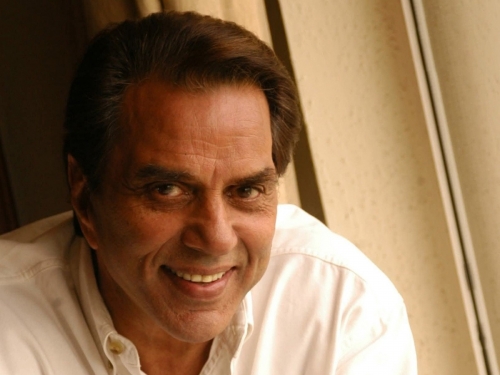 Bollywood Veteran Dharmendra Passes Away at 89