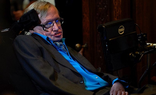 Stephen Hawking urges Britons to stay in EU