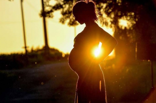 Warmer world linked to poor pregnancy results: study