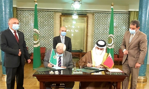 Bahrain signs Arab statute