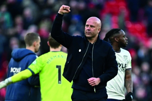 Liverpool’s Slot says his ‘football heart’ does not like set-piece trend Liverpool’s Slot says his ‘football heart’ does not like set-piece trend