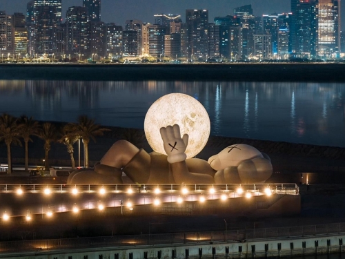Abu Dhabi Glows with Spellbinding Installations