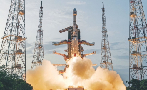 India launches its heaviest satellite