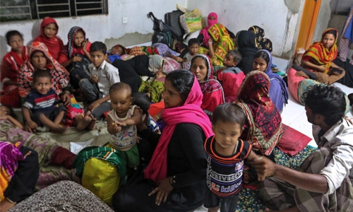 Bangladesh navy rescues cyclone survivors