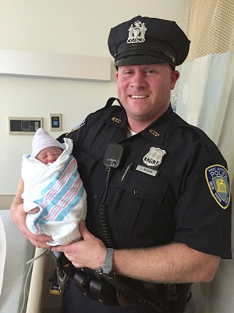 Baby born at World Trade Center, first since 9/11 Baby born at World Trade Center, first since 9/11