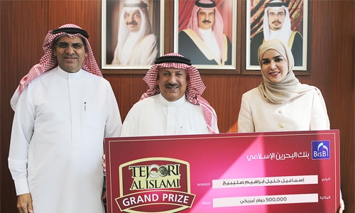 $ 500,000 dream award for Ismael Khalil 