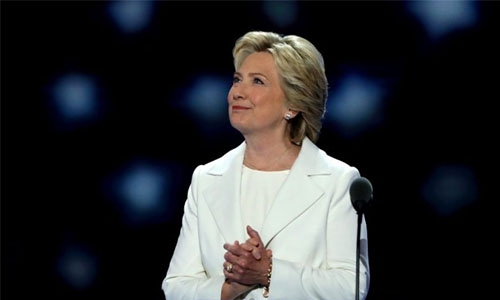 Clinton accepts historic nomination, slams Trump vision