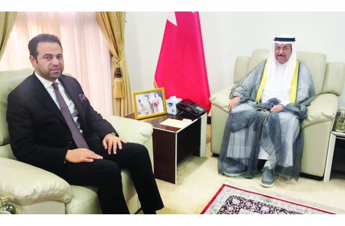 Supreme Council Chairman Reviews Dialogue Plans with Muslim Elders Secretary-General Supreme Council Chairman Reviews Dialogue Plans with Muslim Elders Secretary-General
