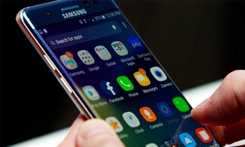 Emirates bans Samsung Galaxy Note 7 on its planes