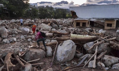254 dead in Colombia mudslides, including 43 children