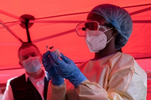 16,250 Ebola Vaccine Doses Arrive in DRC as Outbreak Kills 2,516 16,250 Ebola Vaccine Doses Arrive in DRC as Outbreak Kills 2,516