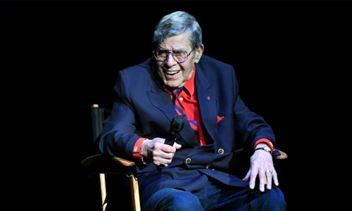 Comedy legend Jerry Lewis dies at 91 Comedy legend Jerry Lewis dies at 91