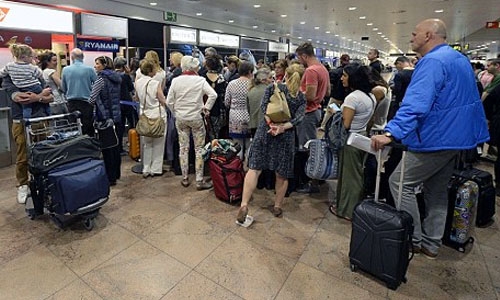 Brussels airport power cut cancels flights