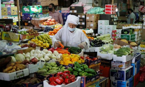 Supply of goods sufficient during Ramadan in Bahrain
