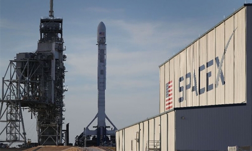 SpaceX postpones classified US military launch until Monday