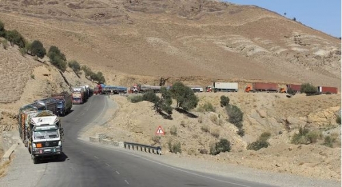 Truck Carrying Returning Afghan Families Crashes, Killing 18 inluding 10 children Truck Carrying Returning Afghan Families Crashes, Killing 18 inluding 10 children