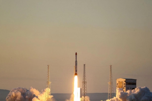 Russia launches Iranian remote sensing satellite into space