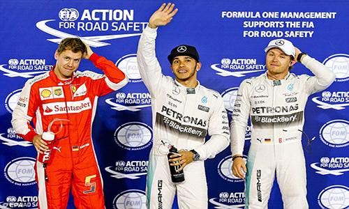  Hamilton happy to wrestle with Rosberg feud