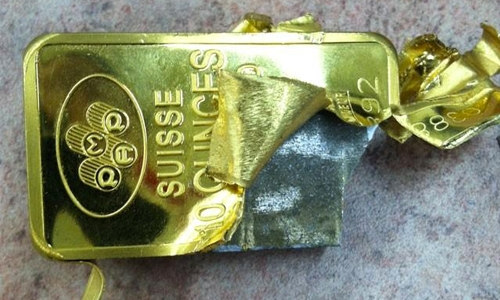 Pakistani arrested for selling fake gold at Riffa