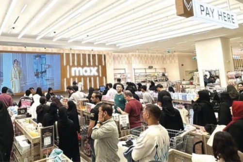 Early salaries spark Eid rush as Bahrain malls fill with life