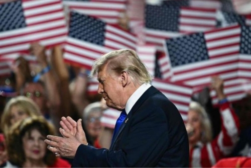 Trump promises $5000 to every US adult if Republicans Retain Congress Trump promises $5000 to every US adult if Republicans Retain Congress