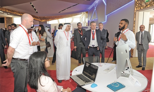 Bahrain Polytechnic hosts ICT and Web Media Project Exhibition