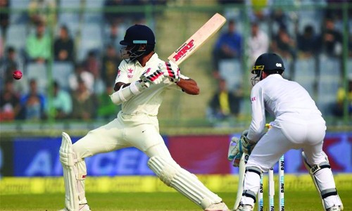 India steady after Morkel's early double blow India steady after Morkel's early double blow