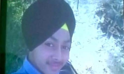 Indian teen shoots himself in head taking selfie with gun