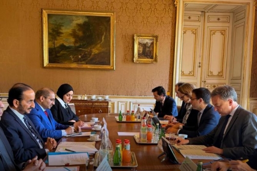 Oman, France sign spouse work permit deal Oman, France sign spouse work permit deal