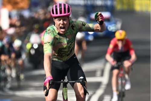 Valgren wins Giro 17th stage, Vingegaard stays in pink