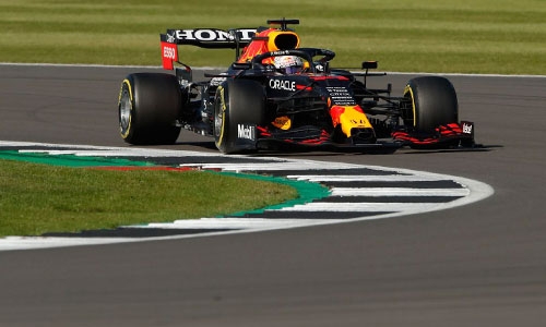 Verstappen wins Silverstone Sprint for British GP pole