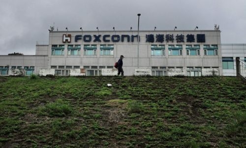 Foxconn boss sees potential to invest billions in India