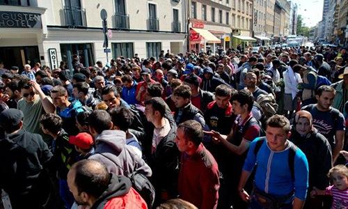 EU, Austria agree 'fences have no place in Europe' EU, Austria agree 'fences have no place in Europe'