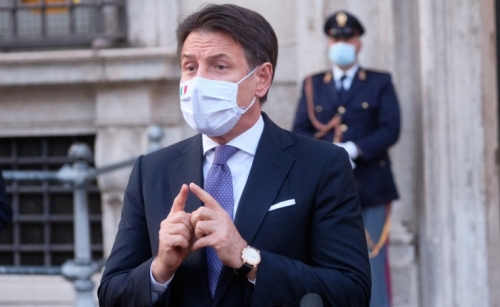 No parties, curfews on restaurants: Italy tightens virus measures