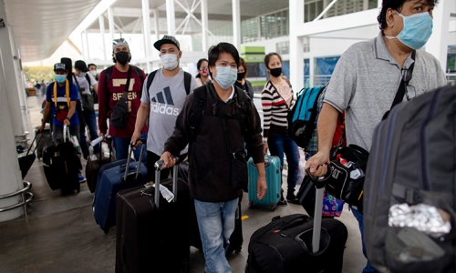 Filipino expatriates in Bahrain urged to register for overseas voting Filipino expatriates in Bahrain urged to register for overseas voting