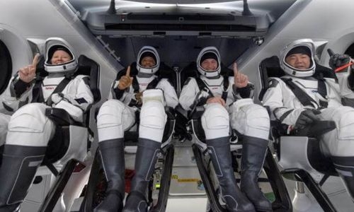 SpaceX capsule carrying four astronauts arrives safely back on Earth